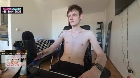 Snapshot of annonimsick chatting on 06.19.26 online show from 06.19.26