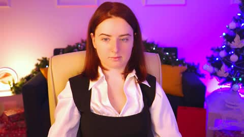 Snapshot of annterry chatting on 01.04.25 Ann Terry 3 online show from 01.04.25