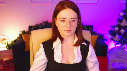 Snapshot of annterry chatting on 01.04.25 Ann Terry 3 online show from 01.04.25