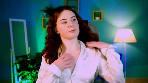 Snapshot of annterry chatting on 12.04.25 Ann Terry 3 online show from 12.04.25