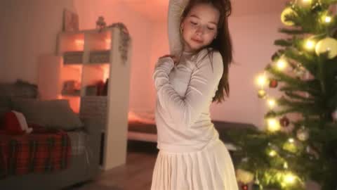 N  antics online show from 12.20.25