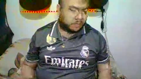 Snapshot of annubixxx69 chatting on 10.29.25 lion kennedy independent model moderator online show from 10.29.25