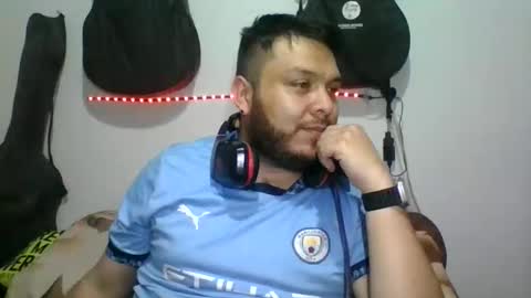 Snapshot of annubixxx69 chatting on 10.31.25 lion kennedy independent model moderator online show from 10.31.25