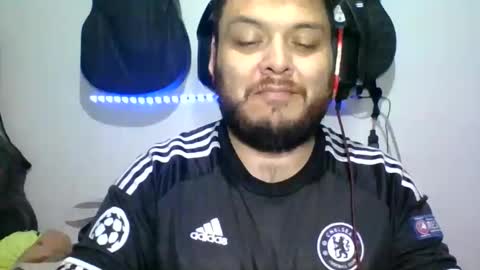 Snapshot of annubixxx69 chatting on 11.14.25 lion kennedy independent model moderator online show from 11.14.25