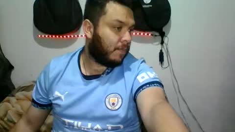 Snapshot of annubixxx69 chatting on 11.19.25 lion kennedy independent model moderator online show from 11.19.25