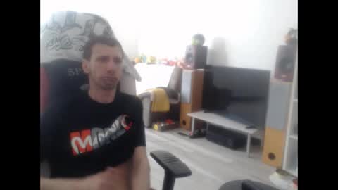 LoyalDog online show from 04.30.26