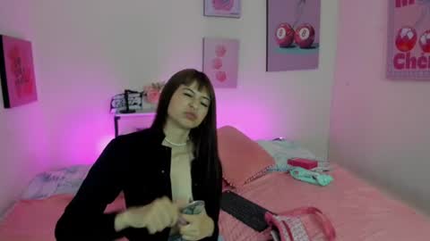 Snapshot of anny_cotton chatting on 06.16.26 Anny cotton online show from 06.16.26