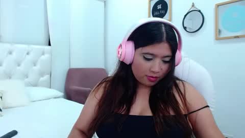 ANNY LOUIS online show from 01.05.25