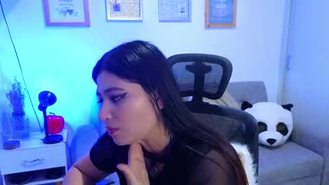 ANNY LOUIS online show from 11.07.25