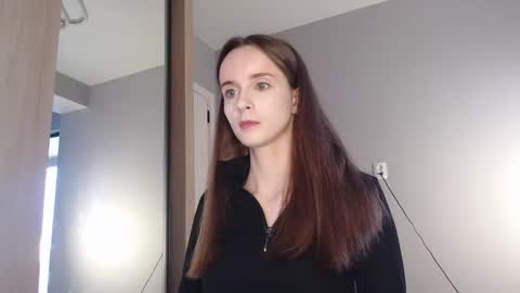 Snapshot of anny_meow chatting on 02.21.25 Ann  My current schedule is below  online show from 02.21.25