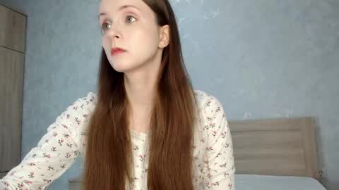 Snapshot of anny_meow chatting on 10.13.25 Ann  My current schedule is below  online show from 10.13.25