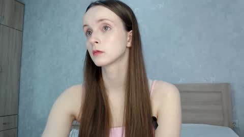 Snapshot of anny_meow chatting on 10.21.25 Ann  My current schedule is below  online show from 10.21.25