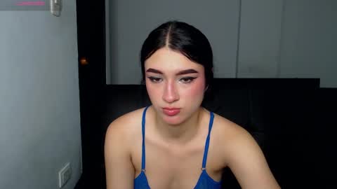 Snapshot of anny_naf chatting on 03.01.25 Anny online show from 03.01.25