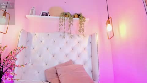 Anny  online show from 01.30.25