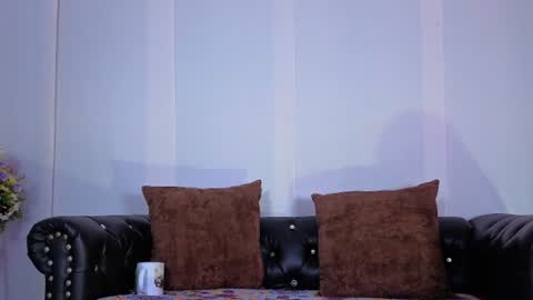 Snapshot of annylittle_ chatting on 06.23.26 LittleSunny My schedule 1400 - 2200 GMT -5 online show from 06.23.26