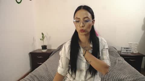 Anny online show from 01.25.25