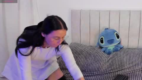 Anny online show from 12.13.25