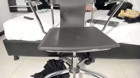 Anny online show from 02.08.25