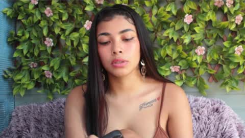 anny online show from 11.11.25