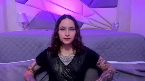 Snapshot of annythomsonn chatting on 01.17.25 AnnyT online show from 01.17.25