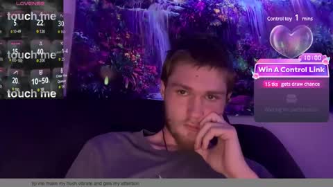 Snapshot of anomalies_ig chatting on 01.04.25 anomalies_ig online show from 01.04.25