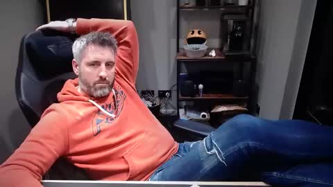 Snapshot of anonymousblokeuk chatting on 12.04.24 anonymousblokeuk online show from 12.04.24