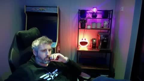 Snapshot of anonymousblokeuk chatting on 01.03.25 anonymousblokeuk online show from 01.03.25