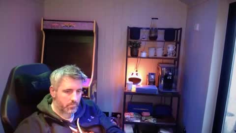 Snapshot of anonymousblokeuk chatting on 02.11.25 anonymousblokeuk online show from 02.11.25