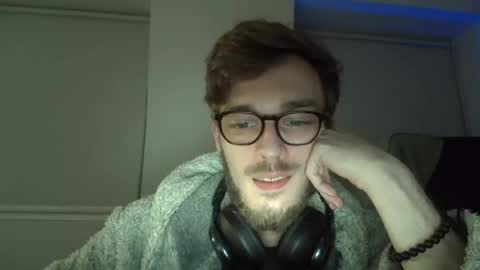 Snapshot of anonymousstoner58 chatting on 02.26.25 anonymousstoner58 online show from 02.26.25