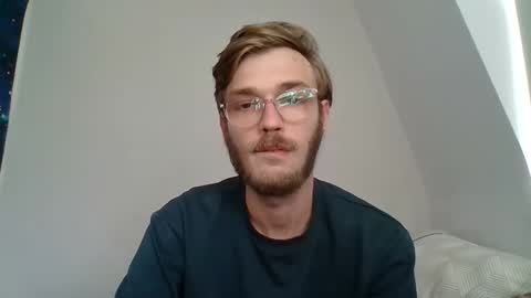 Snapshot of anonymousstoner58 chatting on 09.25.25 anonymousstoner58 online show from 09.25.25