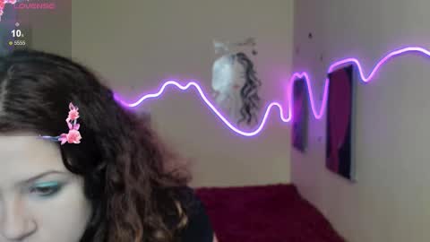 Snapshot of anora_millerr chatting on 11.12.25 Anora online show from 11.12.25