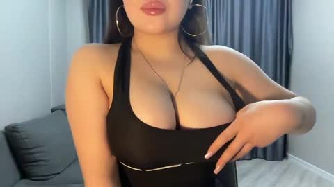 Snapshot of anora_sunny chatting on 02.19.25 Any online show from 02.19.25