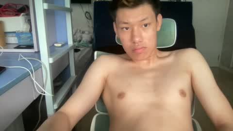 Snapshot of anson881003 chatting on 06.27.26 anson881003 online show from 06.27.26