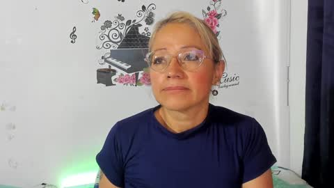 Snapshot of anthonela_mature_ chatting on 12.19.24 anthonela_mature_ online show from 12.19.24
