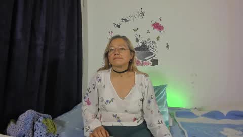 Snapshot of anthonela_mature_ chatting on 03.11.25 anthonela_mature_ online show from 03.11.25