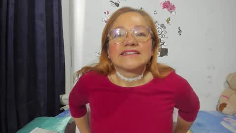Snapshot of anthonela_mature_ chatting on 10.07.25 anthonela_mature_ online show from 10.07.25