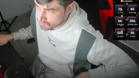 Snapshot of anthonyloveseks chatting on 01.10.26 Anthony online show from 01.10.26