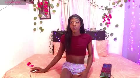 Snapshot of antonella747158 chatting on 11.28.25 antonella747158 online show from 11.28.25