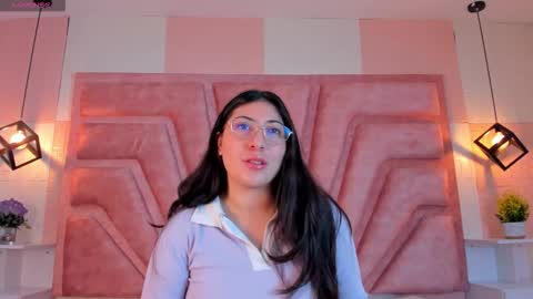 Snapshot of antonella_blue01 chatting on 03.05.26 Antonella online show from 03.05.26