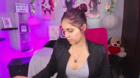    online show from 12.15.25