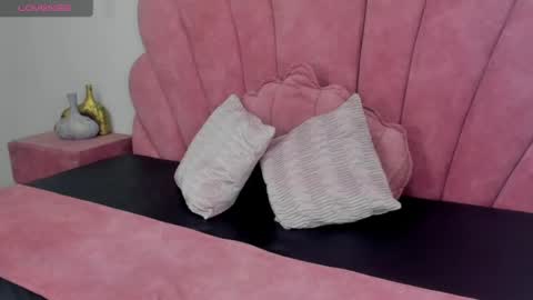 Snapshot of antonella_foxxxx chatting on 04.14.26 antonella_foxxxx online show from 04.14.26