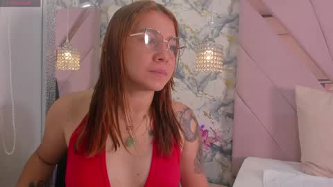 Antonella Moon 7 online show from 06.03.26