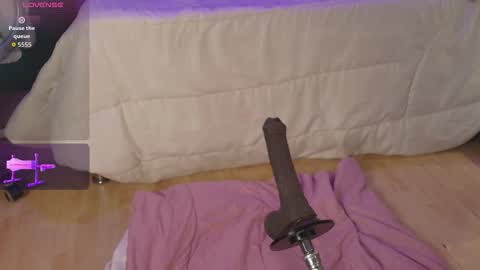 Antonella online show from 10.30.25