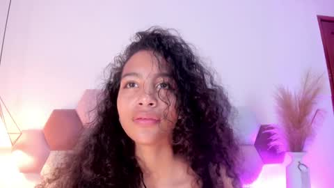 Snapshot of antonellahall_ chatting on 01.09.25 AntonellaHall online show from 01.09.25