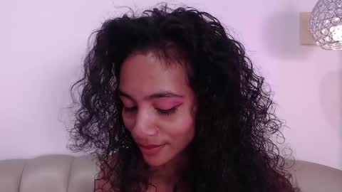 Snapshot of antonellahall_ chatting on 01.21.25 AntonellaHall online show from 01.21.25