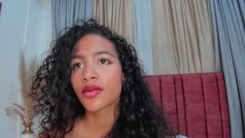 Snapshot of antonellahall_ chatting on 02.11.25 AntonellaHall online show from 02.11.25