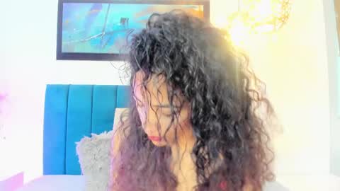 Snapshot of antonellahall_ chatting on 03.04.25 AntonellaHall online show from 03.04.25