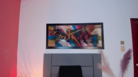 Snapshot of antonellahall_ chatting on 09.09.25 AntonellaHall online show from 09.09.25