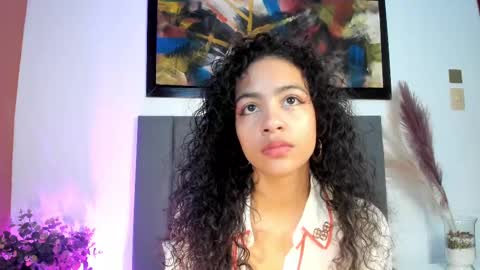 Snapshot of antonellahall_ chatting on 09.29.25 AntonellaHall online show from 09.29.25