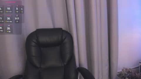 A N T O N E L L E  online show from 01.30.25